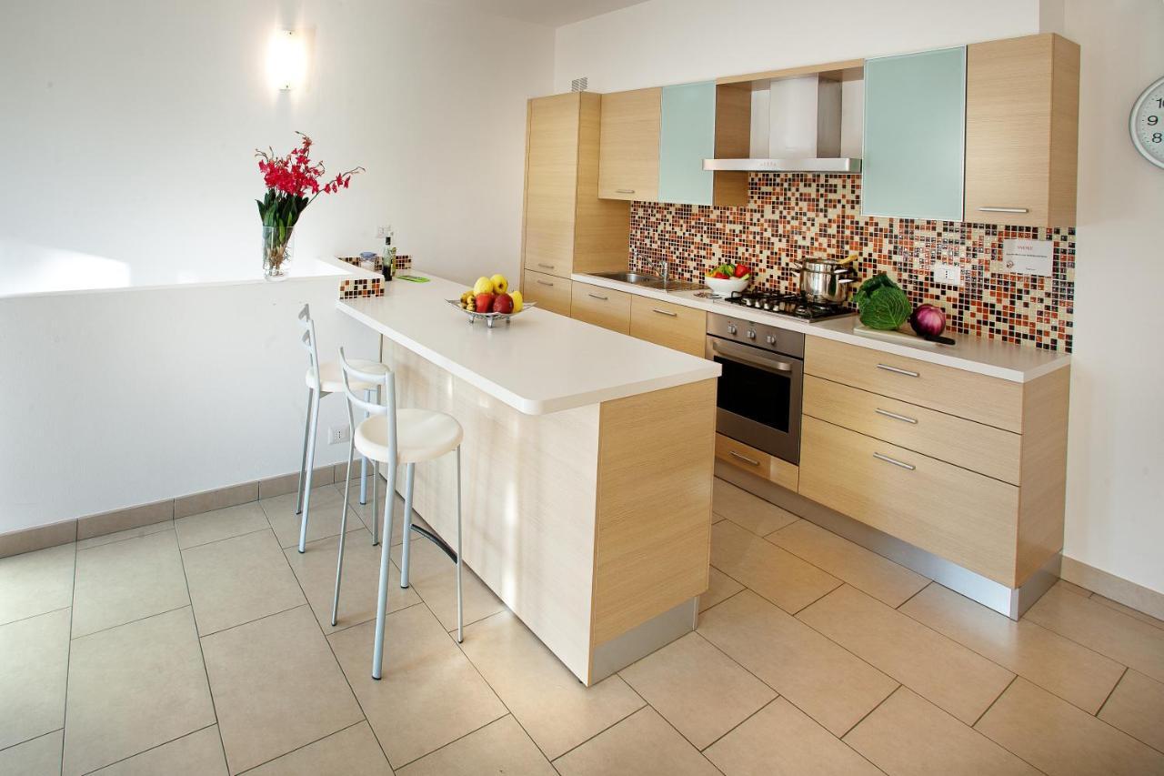 Tremezzo Residence 3-1 Of 11 Apartments In An Exclusive Residence By Italian Apartments Extérieur photo